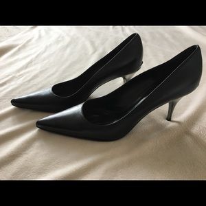 Burberry Kitten Pump